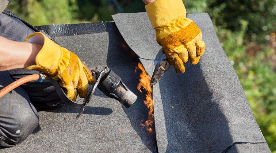 Expert flood damage restoration services in Oil Springs, KY